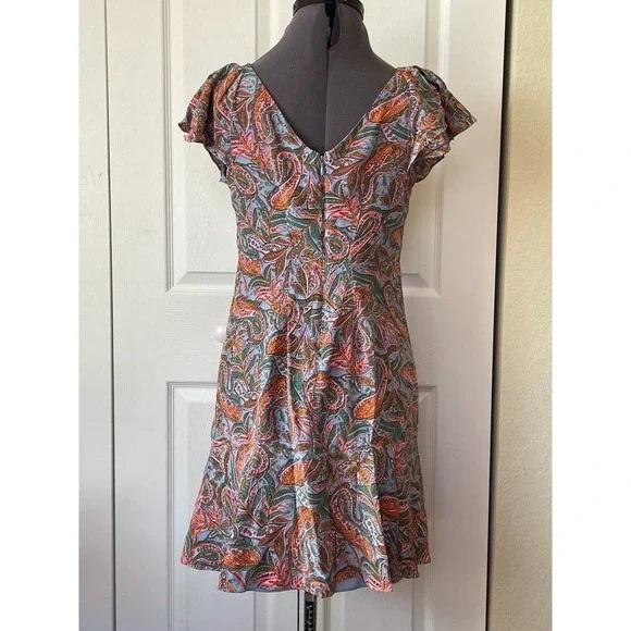 J. Crew 100% Silk Ruffle Flutter Sleeve Dress in Paisley Print, Size 2 🗣 - Picture 4 of 5